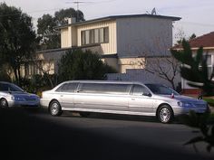 Prevalent limousine logo